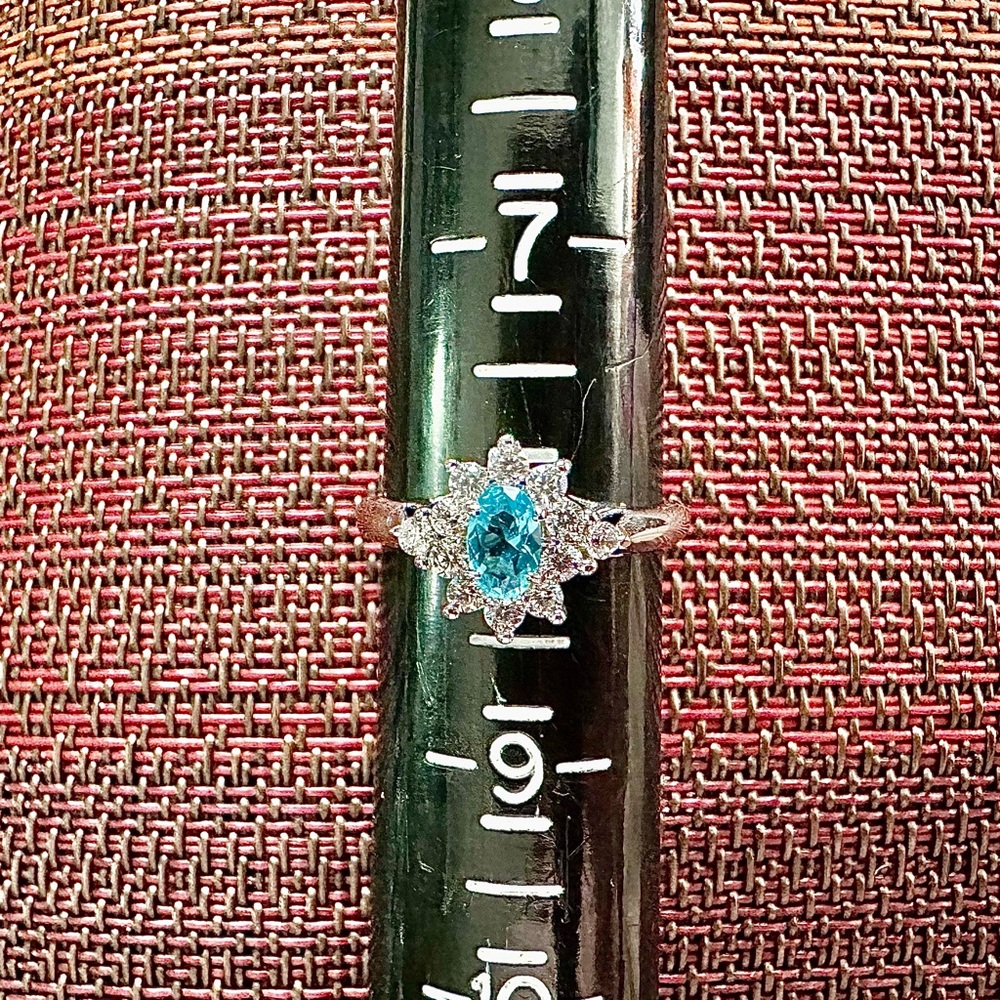 Fragrant Jewels Silver Ring with Teal Gem